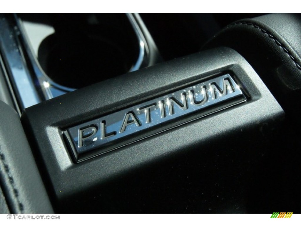 2014 Tundra Platinum Crewmax 4x4 - Blue Ribbon Metallic / Black photo #6