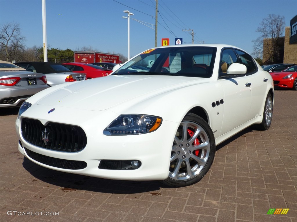 Bianco Eldorado (White) Maserati Quattroporte