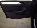 Black - Jetta SE Sedan Photo No. 9