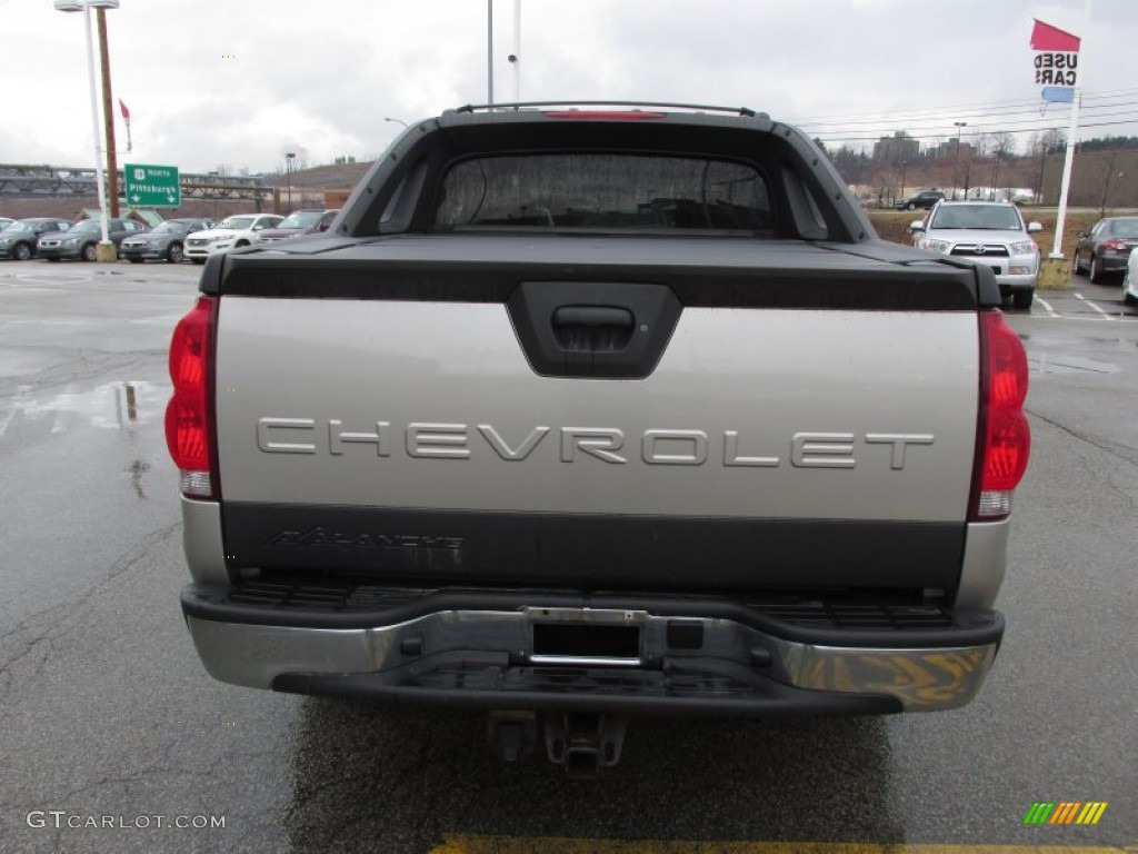 2006 Avalanche Z71 4x4 - Silver Birch Metallic / Gray/Dark Charcoal photo #9