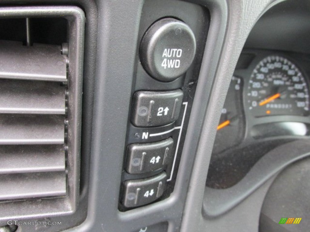 2006 Avalanche Z71 4x4 - Silver Birch Metallic / Gray/Dark Charcoal photo #15