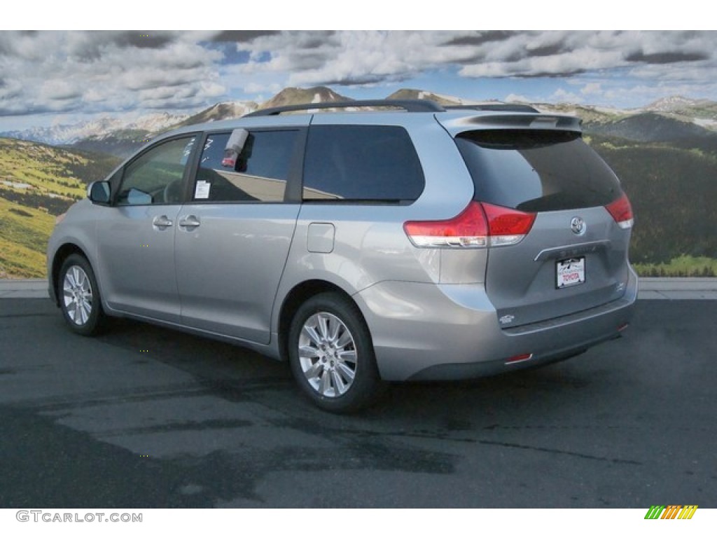 2014 Sienna XLE AWD - Silver Sky Metallic / Light Gray photo #3