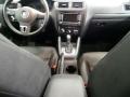 Black - Jetta SE Sedan Photo No. 25