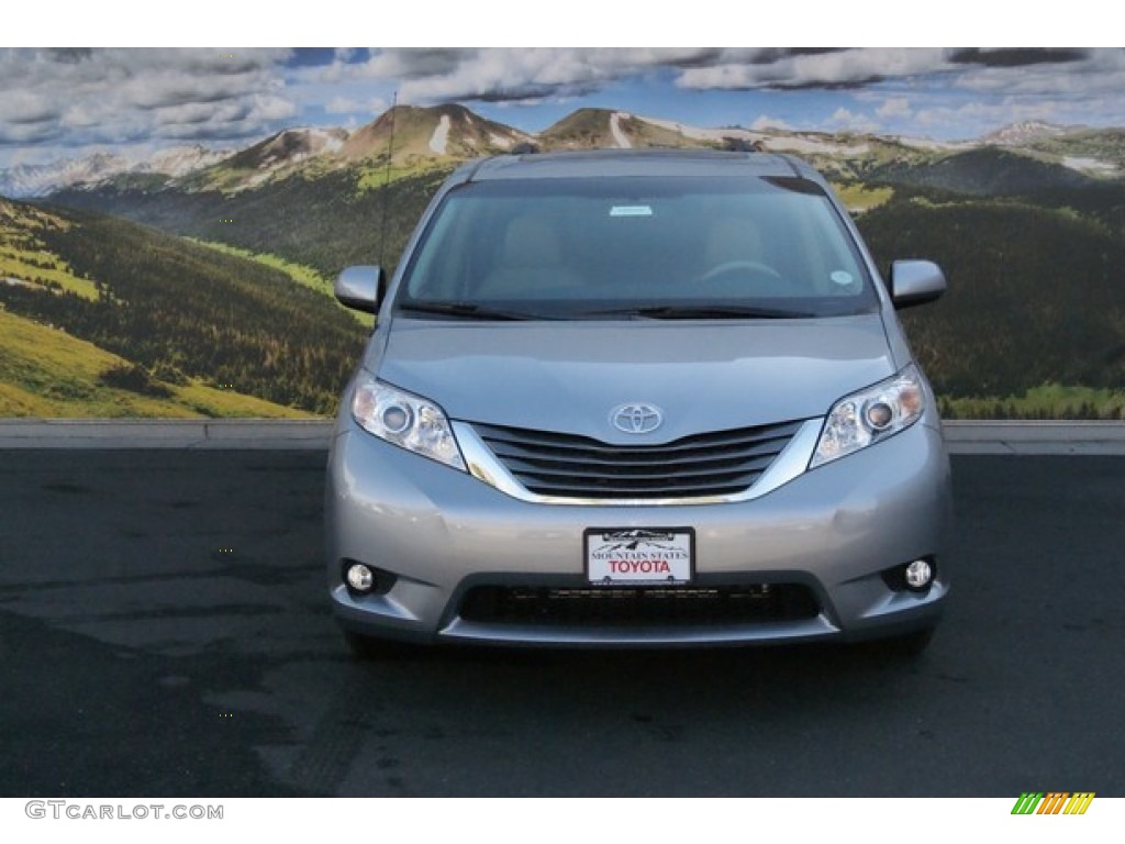 2014 Sienna XLE AWD - Silver Sky Metallic / Light Gray photo #2