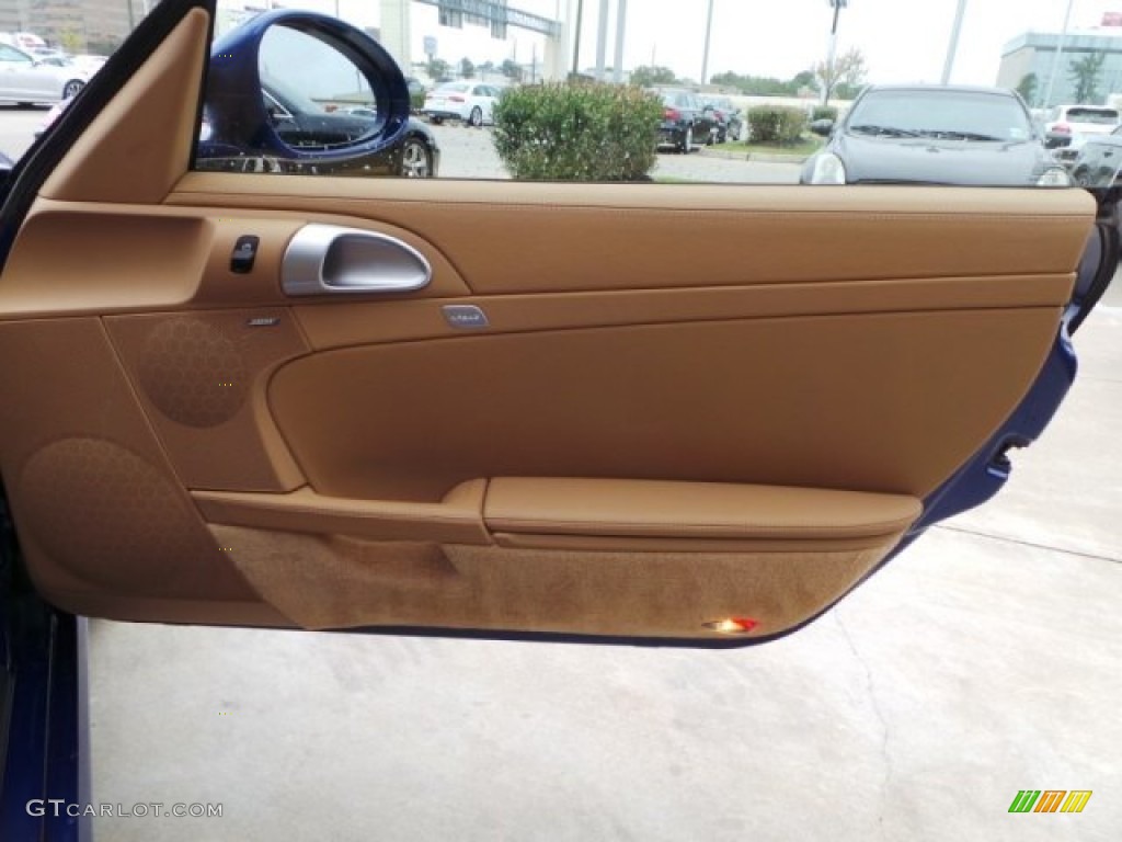 2011 Porsche Boxster S Door Panel Photos