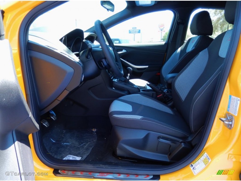 2014 Focus ST Hatchback - Tangerine Scream / ST Charcoal Black photo #6