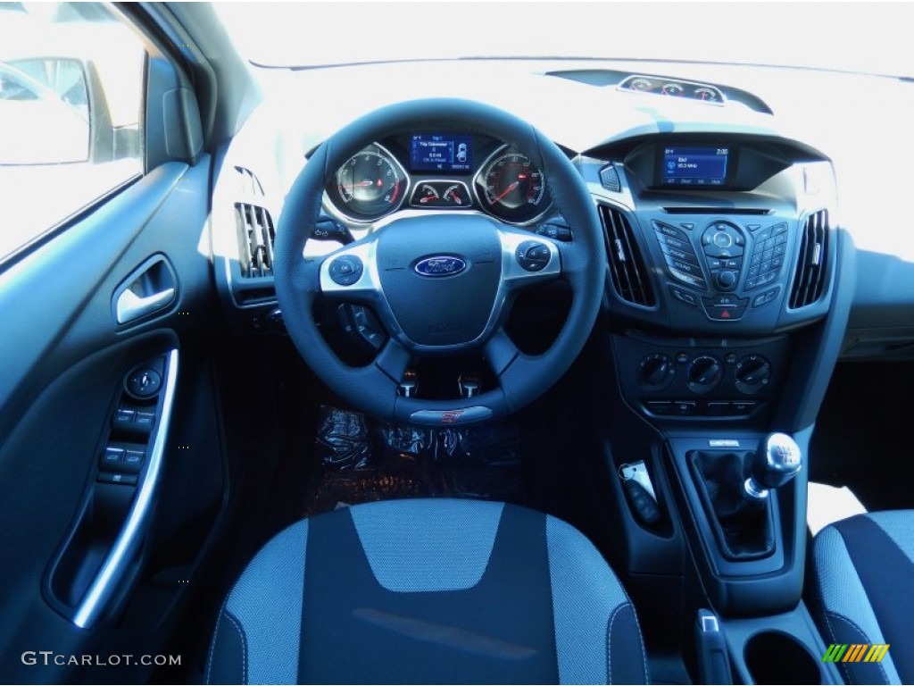 2014 Focus ST Hatchback - Tangerine Scream / ST Charcoal Black photo #8