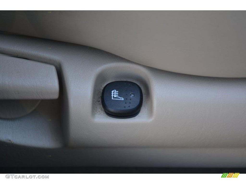 2005 Mariner Premier 4WD - Black / Pebble/Light Parchment photo #14