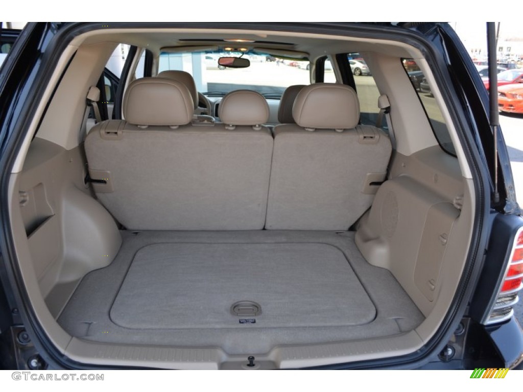 2005 Mariner Premier 4WD - Black / Pebble/Light Parchment photo #18