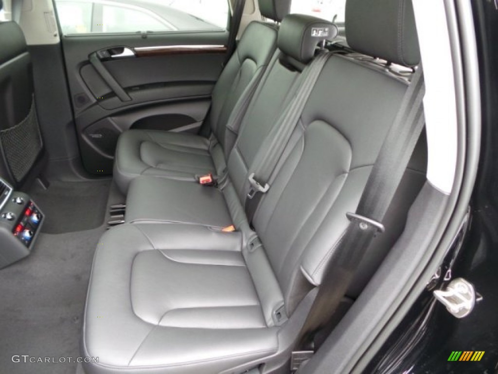 2014 Audi Q7 3.0 TDI quattro Rear Seat Photo #92118377
