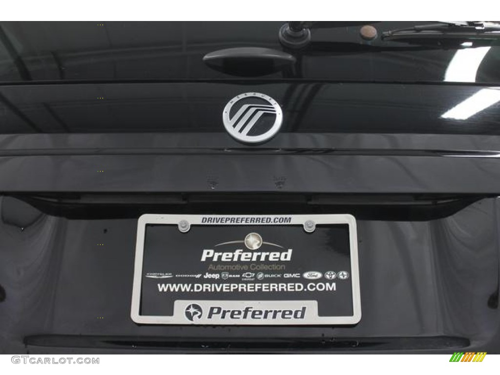 2007 Mariner Premier 4WD - Black / Black photo #13
