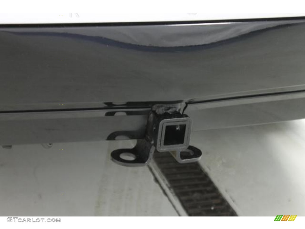 2007 Mariner Premier 4WD - Black / Black photo #14