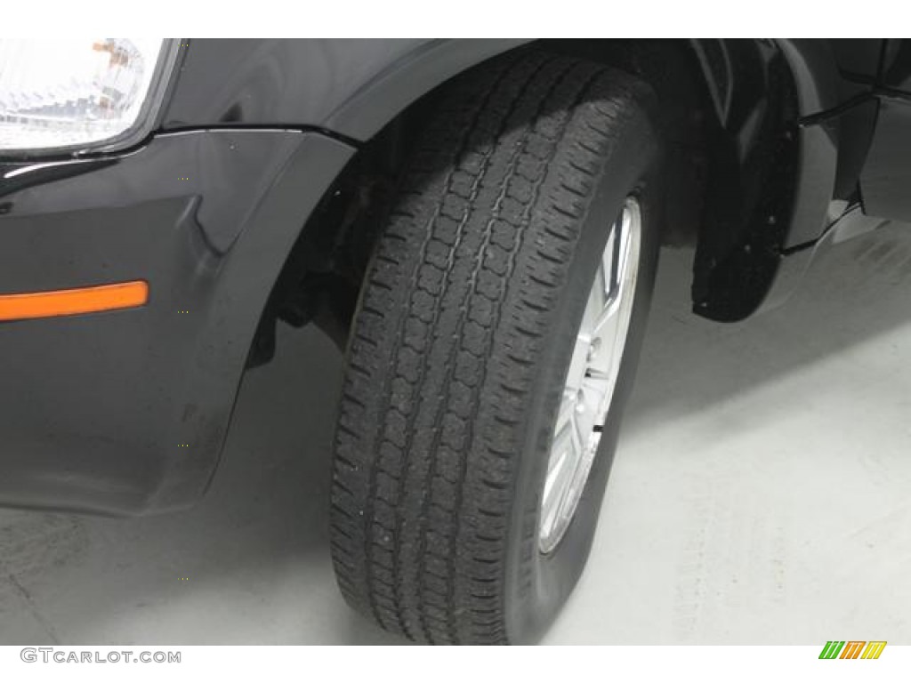 2007 Mariner Premier 4WD - Black / Black photo #19
