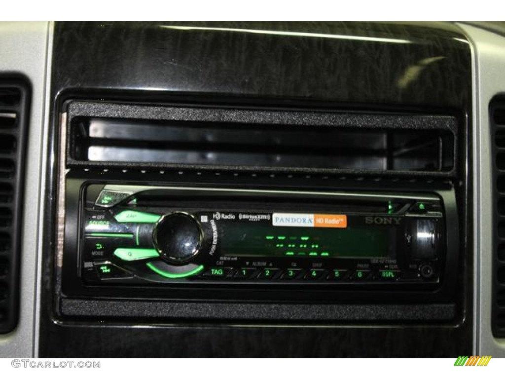 2007 Mariner Premier 4WD - Black / Black photo #47