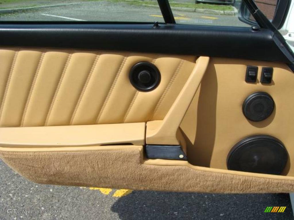 1991 911 Carrera 4 Targa - Grand Prix White / Cashmere Beige photo #7