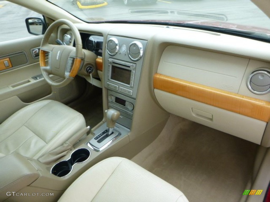 2008 MKZ Sedan - Vivid Red Metallic / Sand photo #11