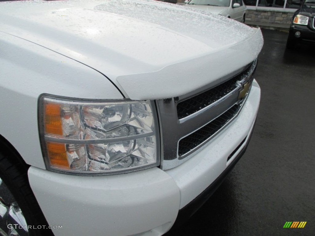 2009 Silverado 1500 LTZ Crew Cab 4x4 - Summit White / Ebony photo #36