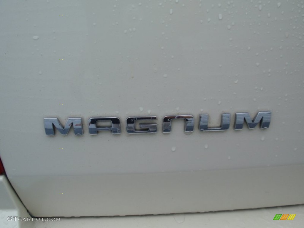 2005 Magnum SXT - Cool Vanilla White / Dark Slate Gray/Light Graystone photo #23