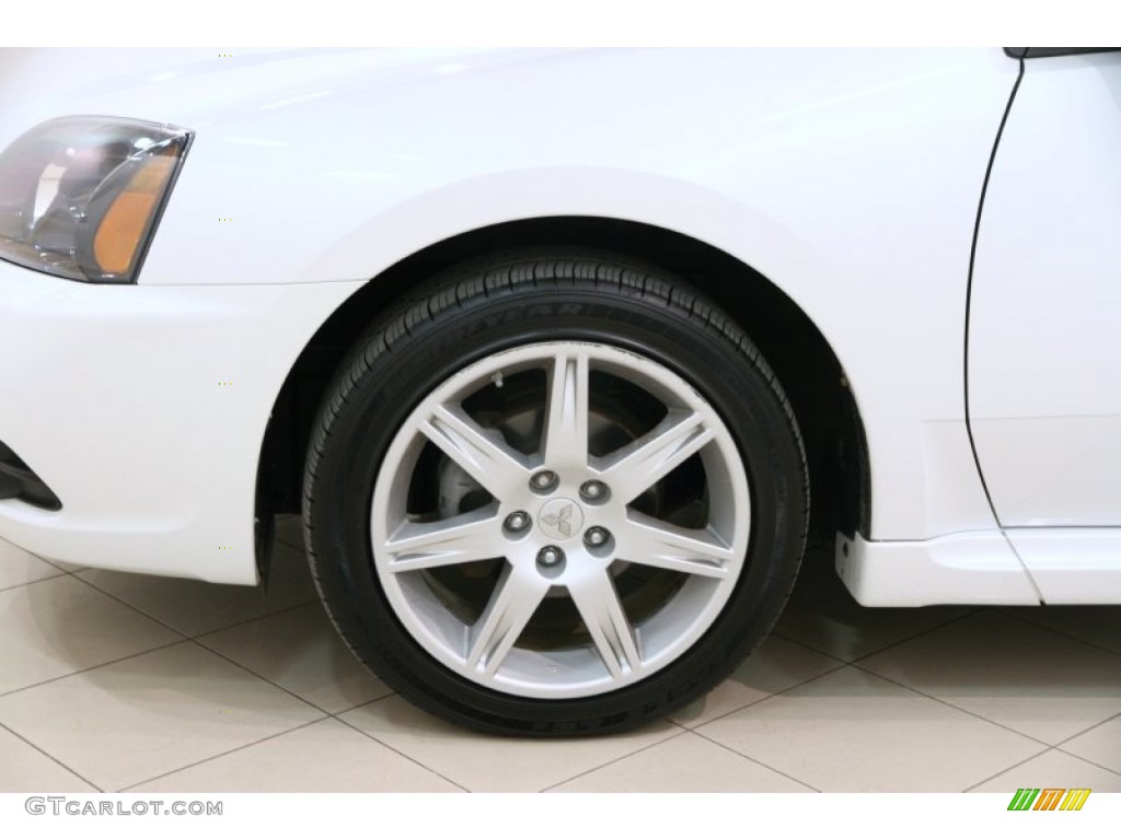2010 Mitsubishi Galant ES Wheel Photos