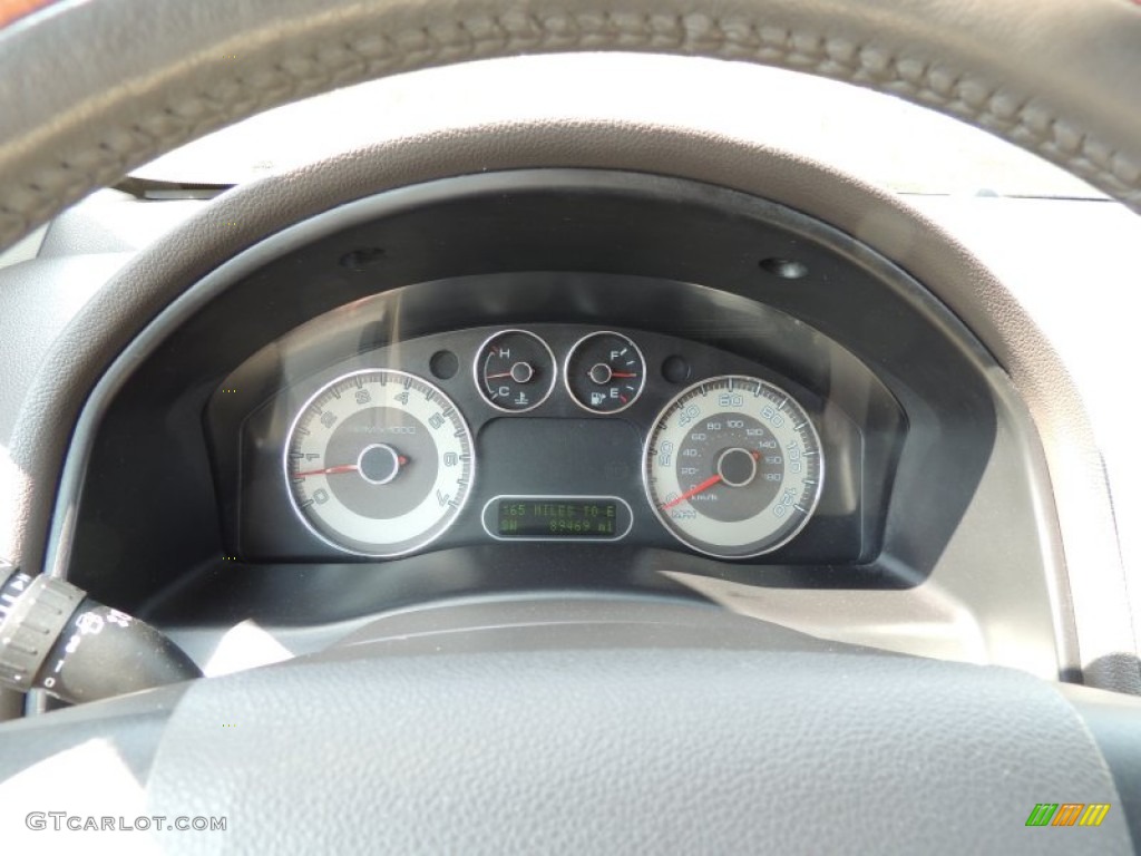 2008 Taurus X Limited - Black / Medium Light Stone photo #26