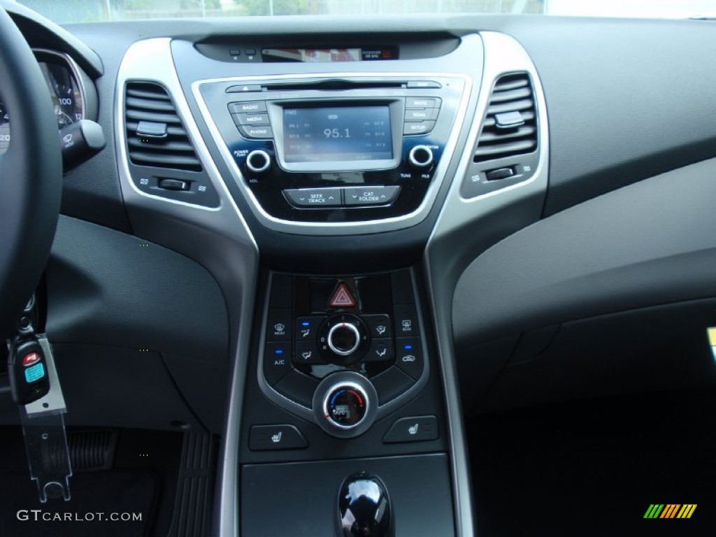2014 Elantra Limited Sedan - Gray / Gray photo #29