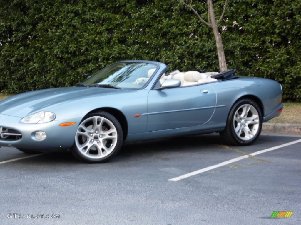 2003 XK XK8 Convertible - Pacific Blue Metallic / Ivory photo #5