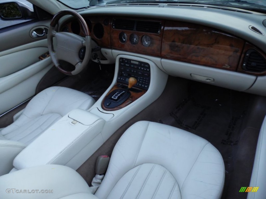 2003 XK XK8 Convertible - Pacific Blue Metallic / Ivory photo #15