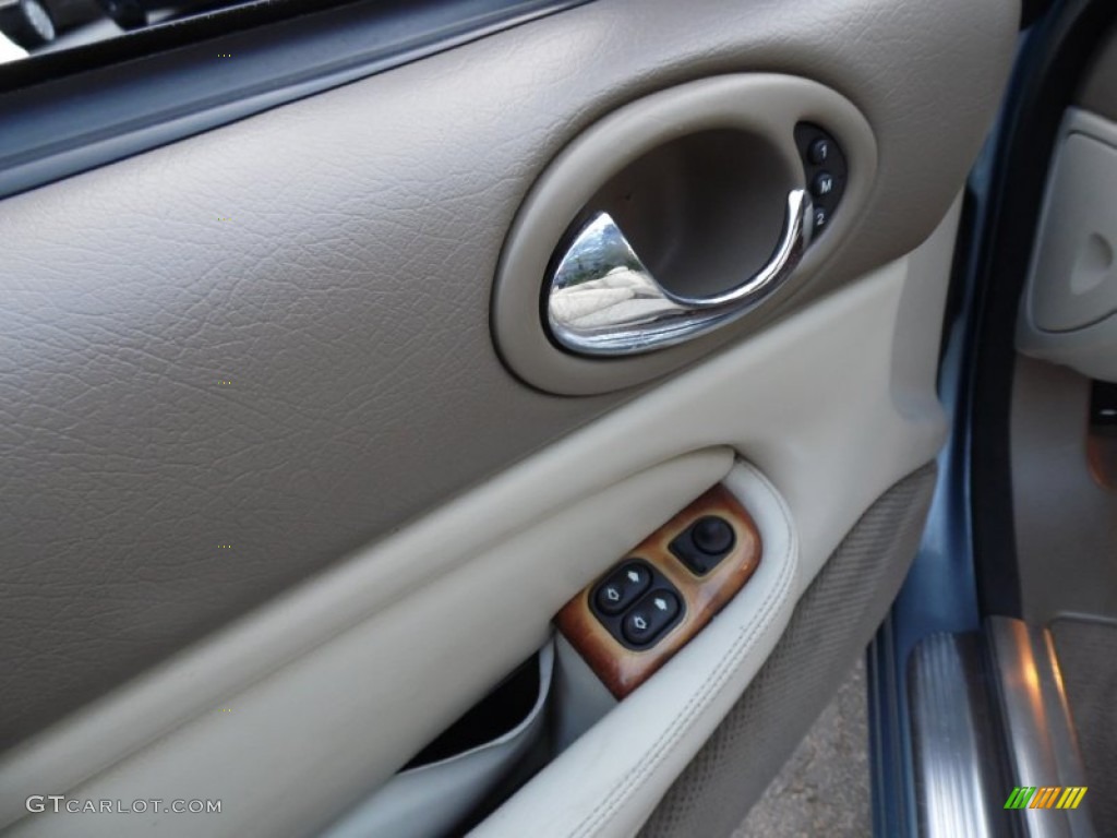 2003 XK XK8 Convertible - Pacific Blue Metallic / Ivory photo #16