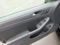 Black - Jetta SE Sedan Photo No. 14