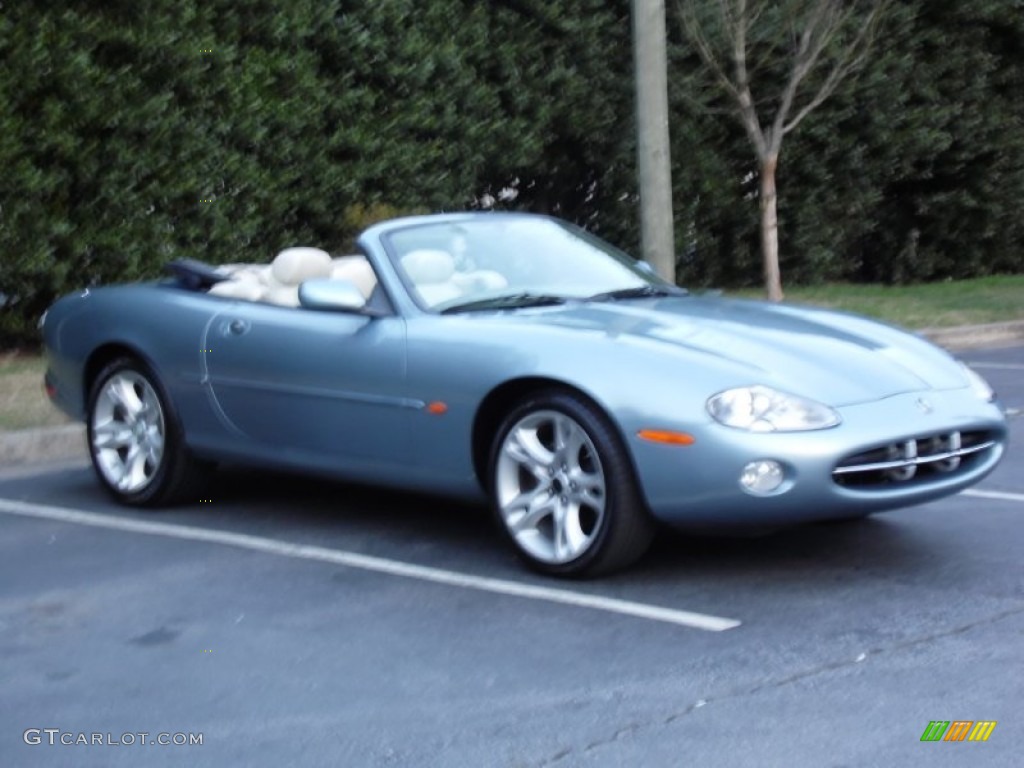 2003 XK XK8 Convertible - Pacific Blue Metallic / Ivory photo #20