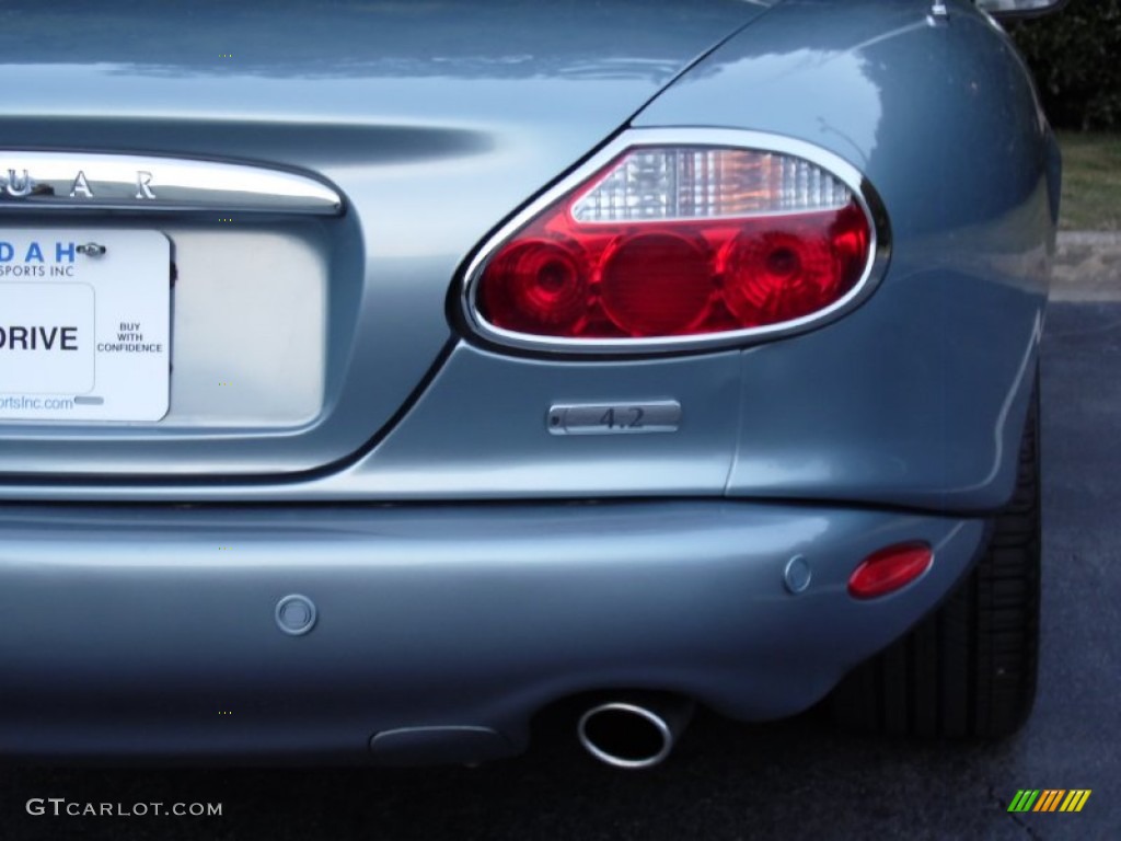 2003 XK XK8 Convertible - Pacific Blue Metallic / Ivory photo #40