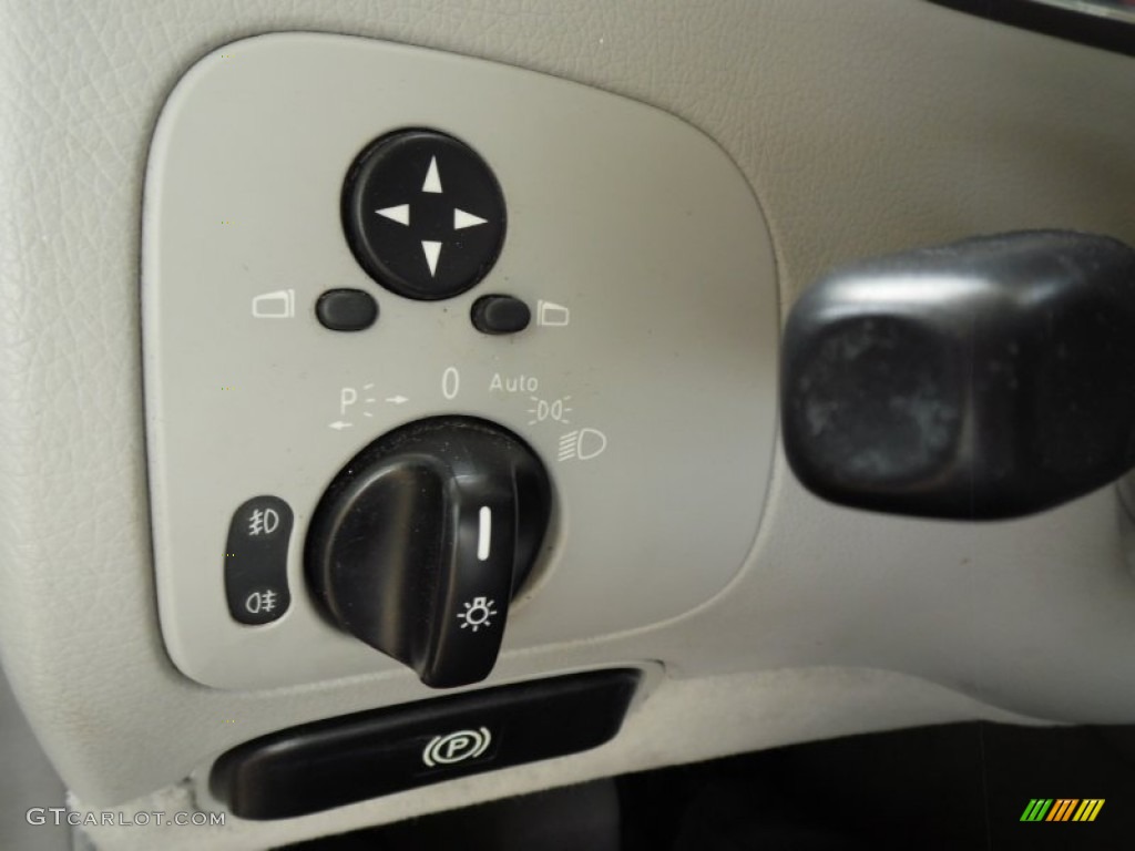 2005 CLK 320 Cabriolet - Alabaster White / Stone photo #22
