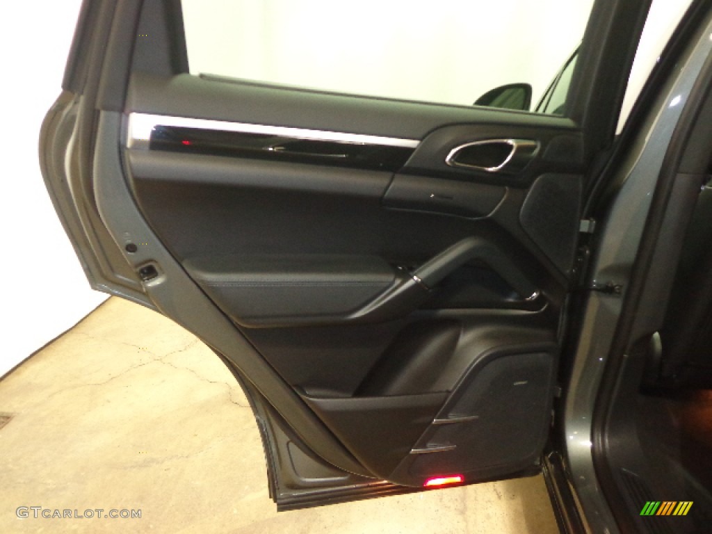 2014 Porsche Cayenne Diesel Black Door Panel Photo #92153776