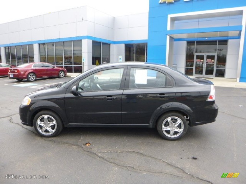 2010 Aveo LT Sedan - Black Granite / Charcoal photo #2
