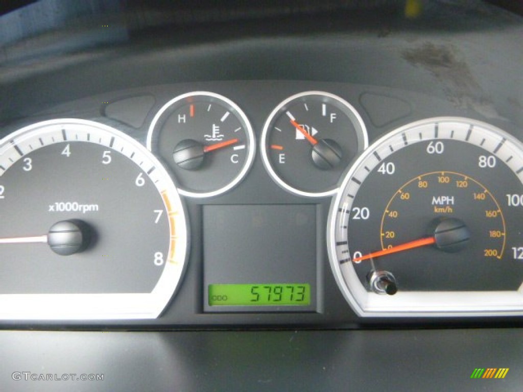 2010 Aveo LT Sedan - Black Granite / Charcoal photo #20