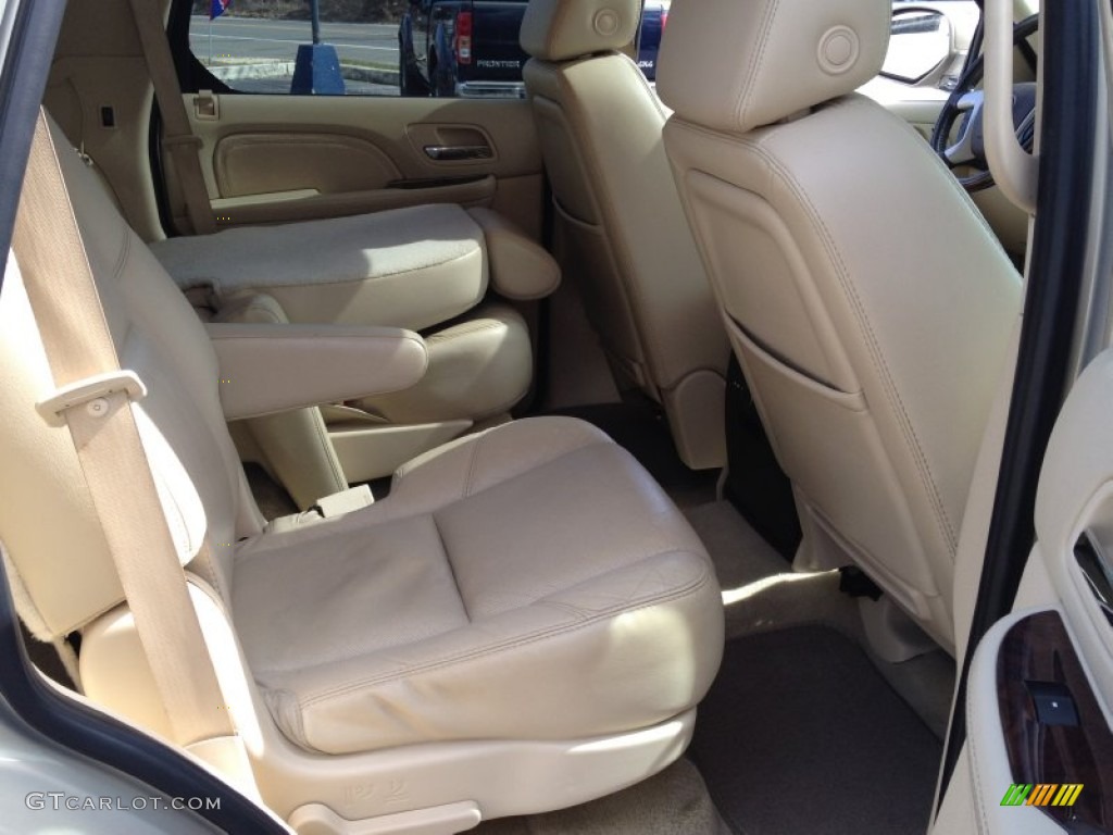 2007 Escalade AWD - Gold Mist / Cocoa/Light Cashmere photo #23