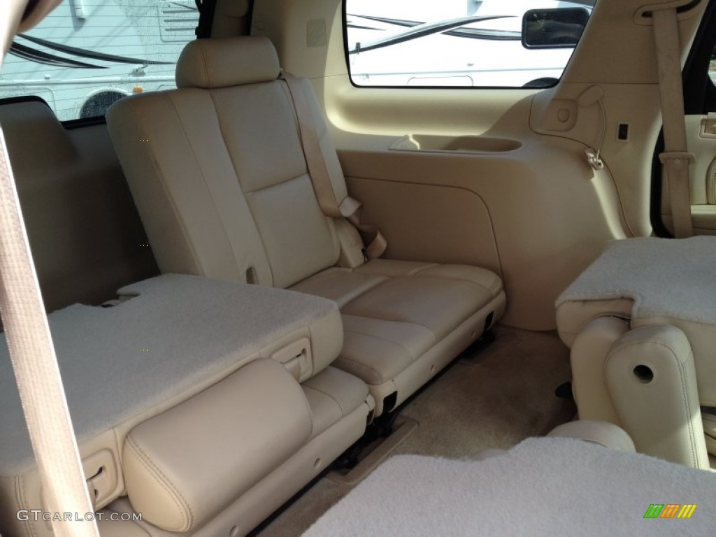 2007 Escalade AWD - Gold Mist / Cocoa/Light Cashmere photo #24