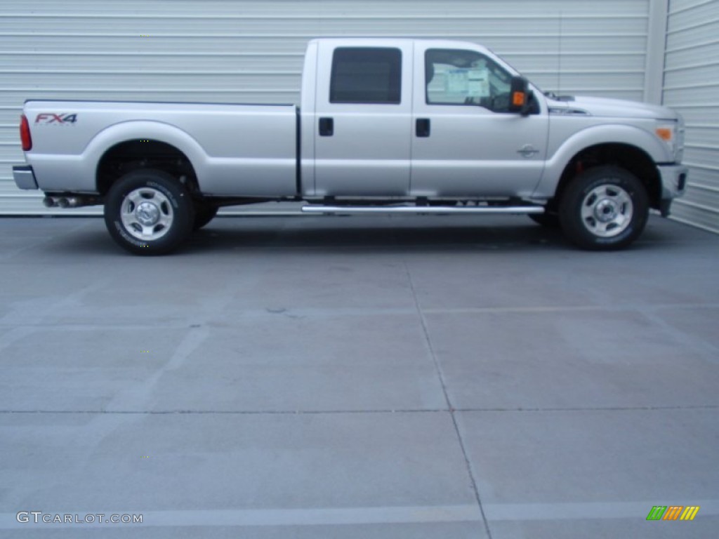 2014 F350 Super Duty XLT Crew Cab 4x4 - Ingot Silver Metallic / Steel photo #3