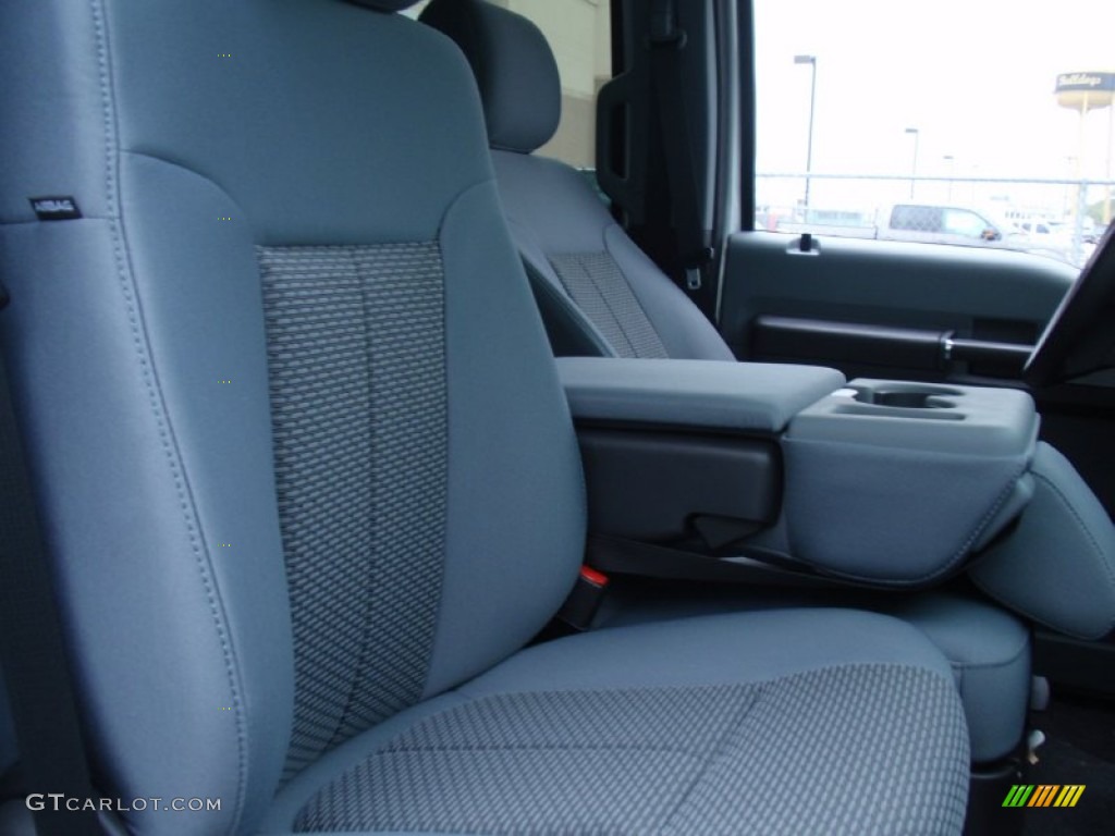 2014 F350 Super Duty XLT Crew Cab 4x4 - Ingot Silver Metallic / Steel photo #21