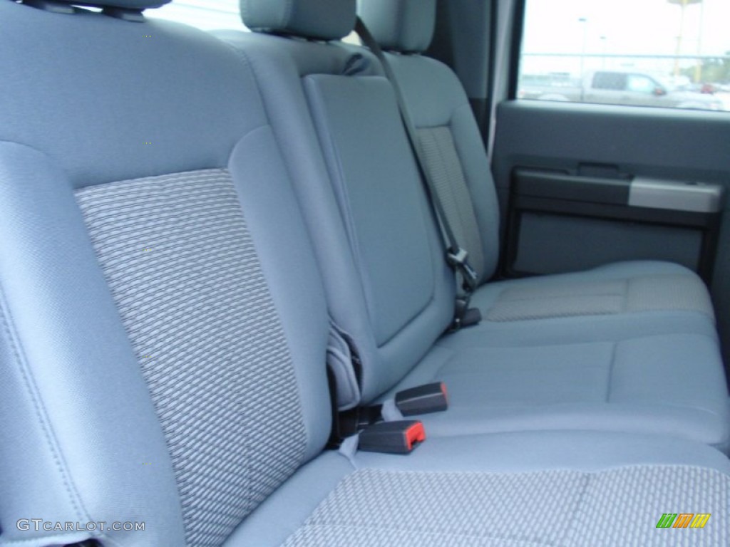 2014 F350 Super Duty XLT Crew Cab 4x4 - Ingot Silver Metallic / Steel photo #23