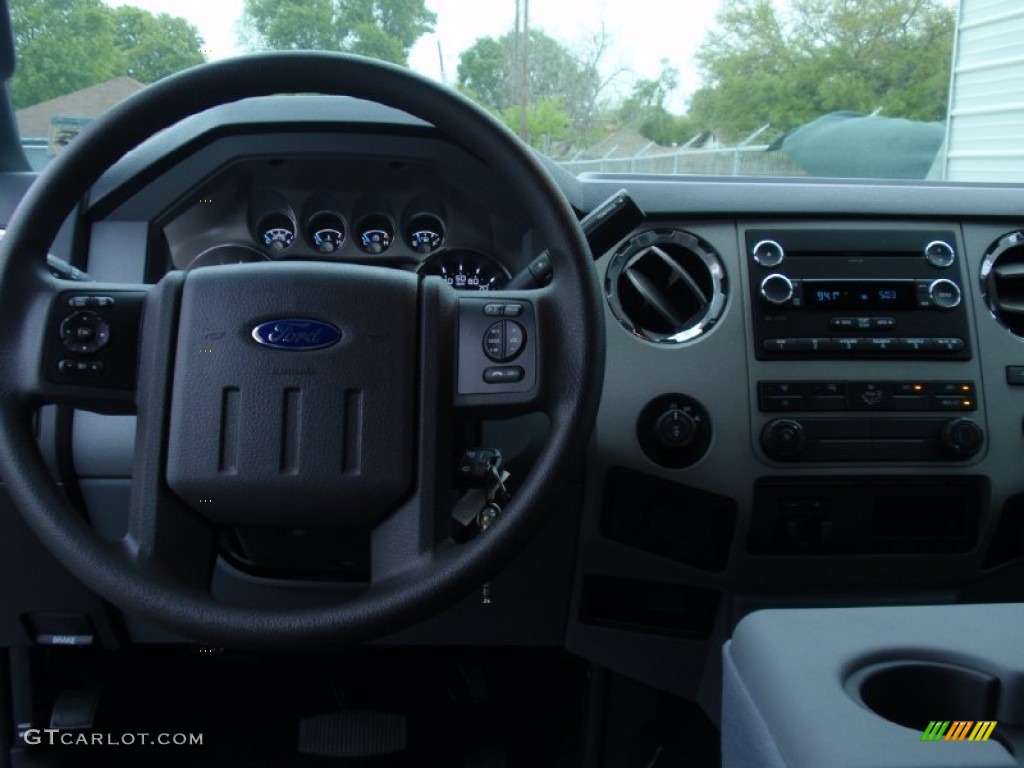 2014 F350 Super Duty XLT Crew Cab 4x4 - Ingot Silver Metallic / Steel photo #29