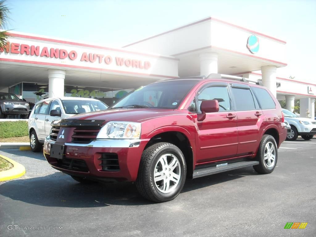 2005 Endeavor XLS - Ultra Red Pearl / Charcoal photo #1