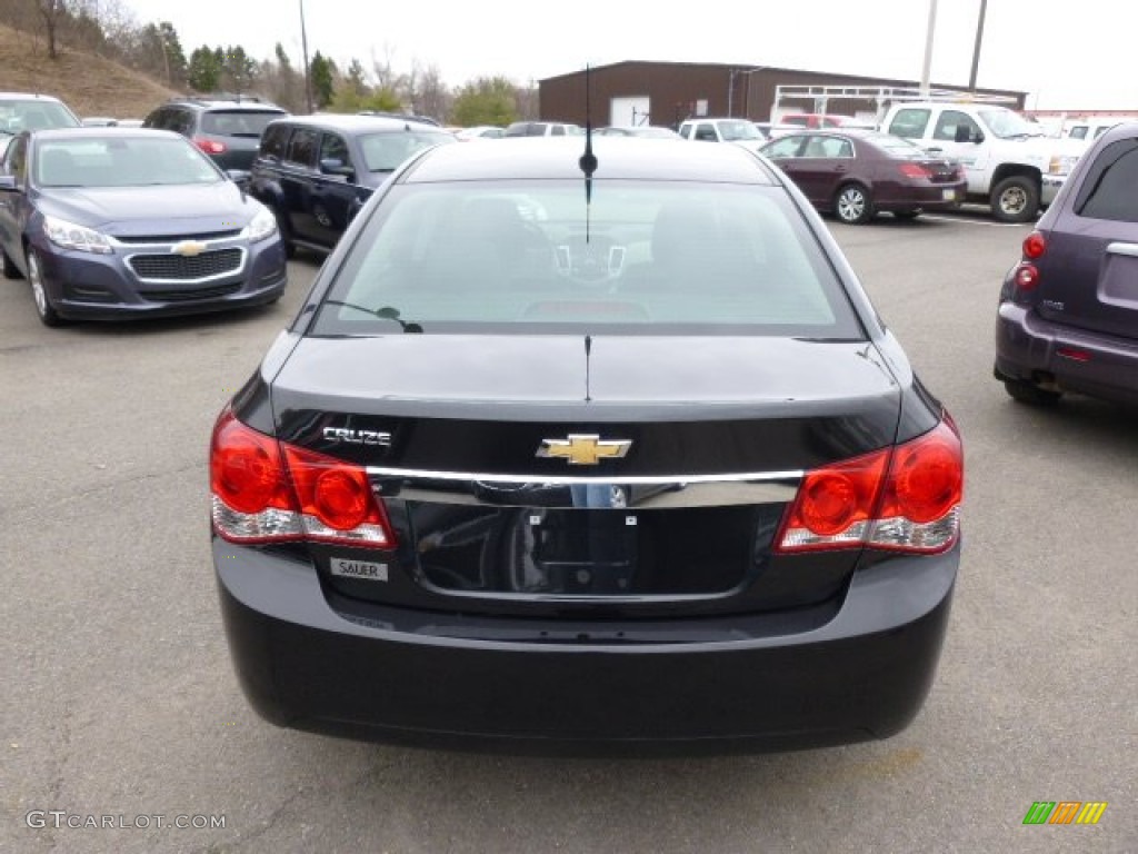 2014 Cruze LS - Black Granite Metallic / Jet Black/Medium Titanium photo #6