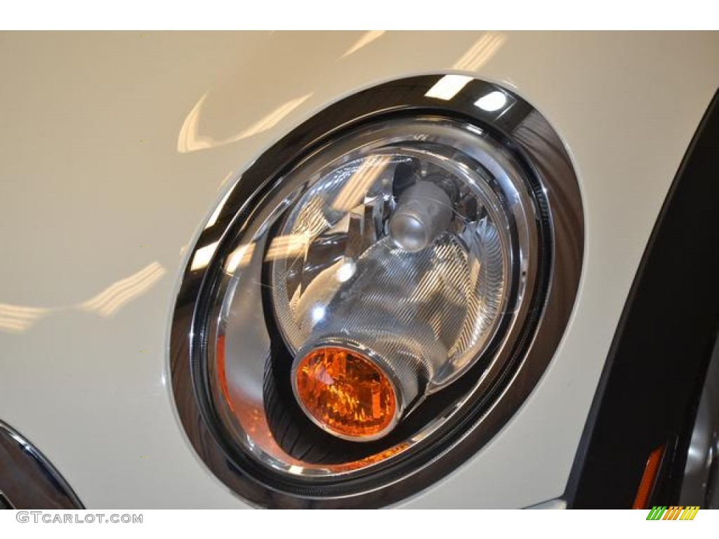 2011 Cooper Clubman - Pepper White / Carbon Black photo #2