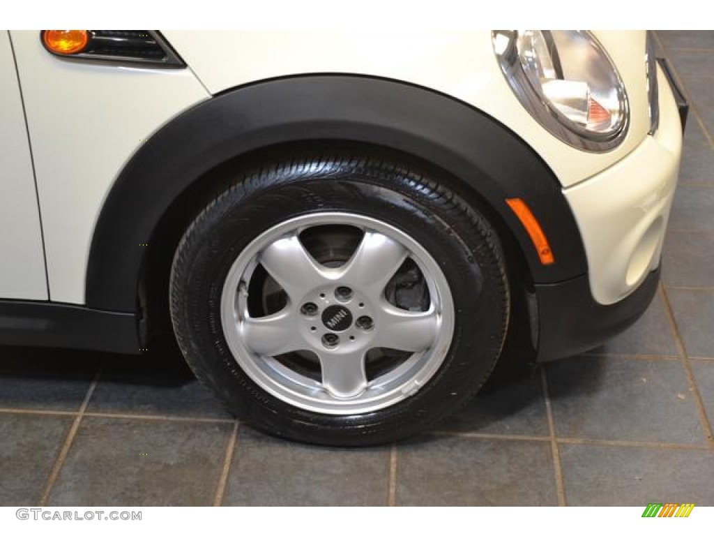 2011 Cooper Clubman - Pepper White / Carbon Black photo #5