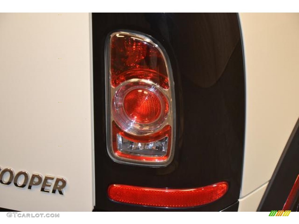 2011 Cooper Clubman - Pepper White / Carbon Black photo #13