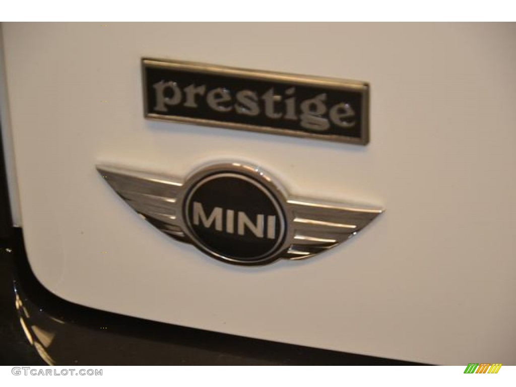 2011 Cooper Clubman - Pepper White / Carbon Black photo #15