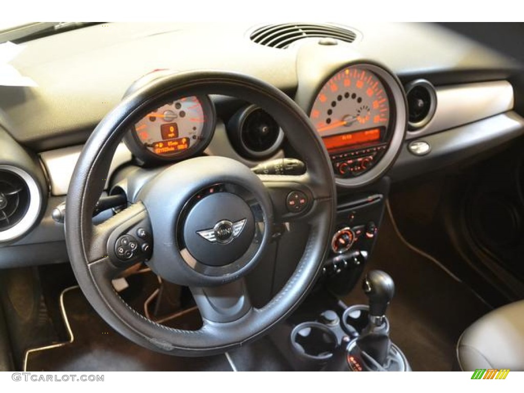 2011 Cooper Clubman - Pepper White / Carbon Black photo #27