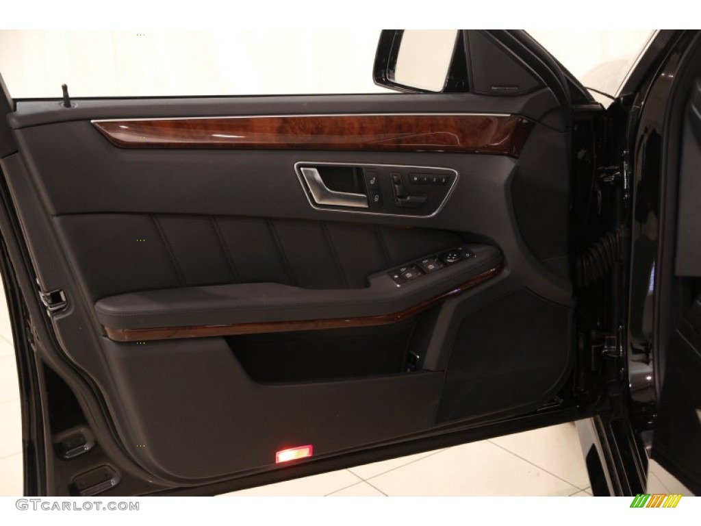 2013 Mercedes-Benz E 350 4Matic Sedan Door Panel Photos