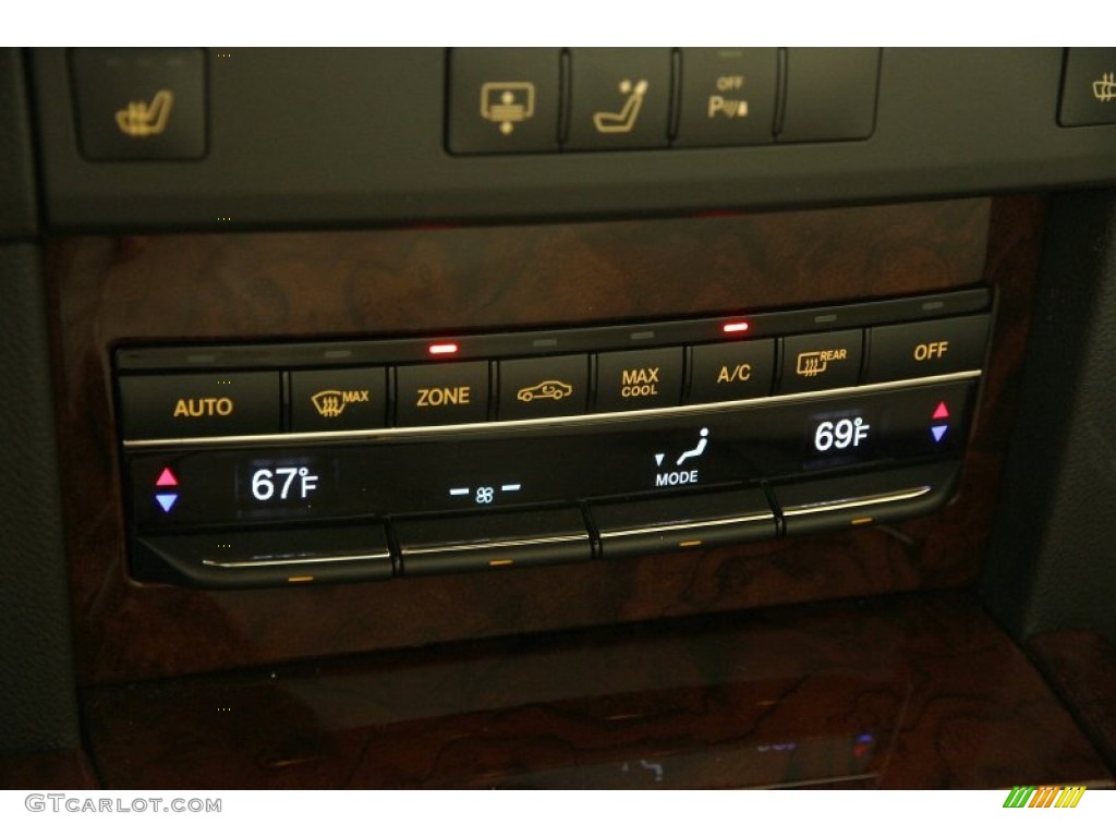 2013 Mercedes-Benz E 350 4Matic Sedan Controls Photo #92169601